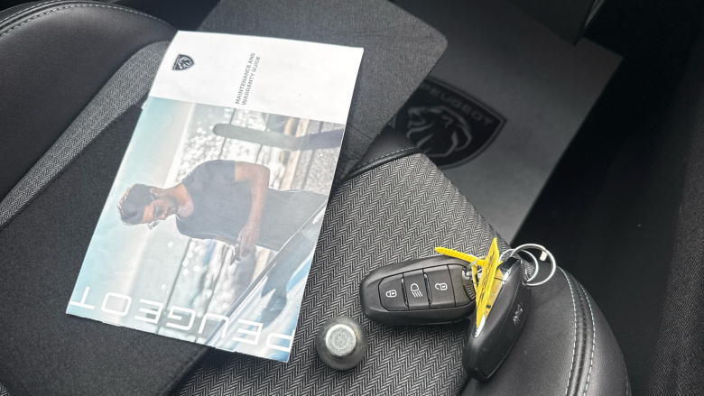 Peugeot 3008 1.2 PureTech Allure Premium+ 5dr EAT8 Petrol Estate